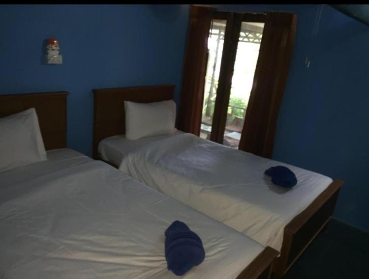 קראבי The Lazy Bar And Guesthouse מראה חיצוני תמונה